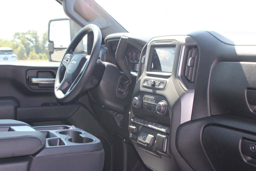 New 2026 Chevrolet Silverado 2500 Custom w/ Custom Value Package AWD/4WD image 32