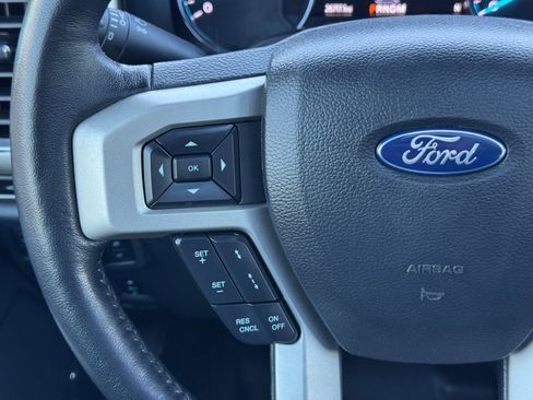 Used 2022 Ford F250 Lariat w/ Lariat Ultimate Package image 23