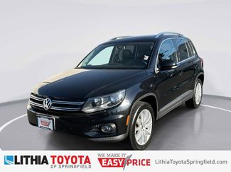 Used 2012 Volkswagen Tiguan SE image 1