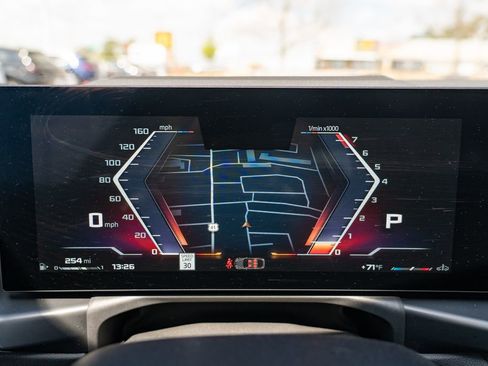 Used 2025 BMW M440i w/ Premium Package image 24