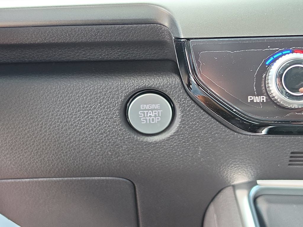 New 2027 Kia Carnival SX w/ Dark Edition Package FWD image 29