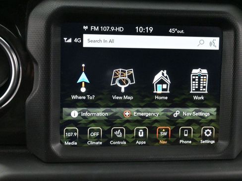 Used 2022 Jeep Wrangler Unlimited Sahara image 21