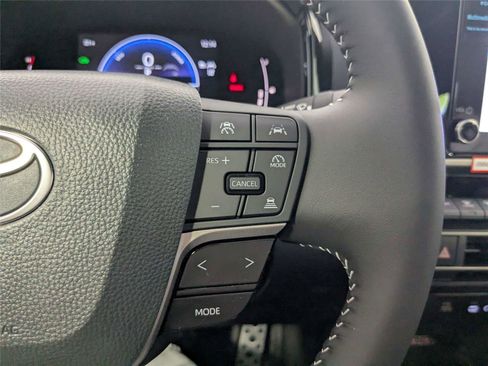 New 2026 Toyota Camry SE FWD image 13