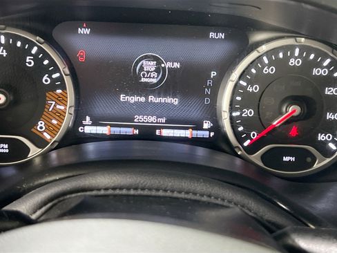 Used 2022 Jeep Renegade Latitude image 12