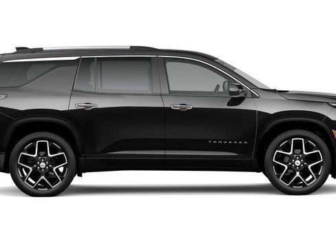 New 2026 Chevrolet Traverse High Country w/ LPO, Floor Liner Package AWD/4WD image 5