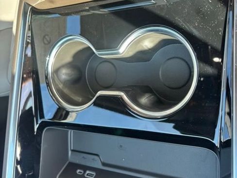 New 2026 Chevrolet Suburban Z71 image 19