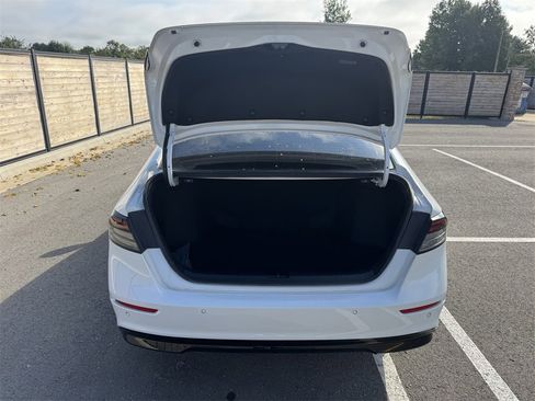 Used 2024 Honda Accord Touring image 22