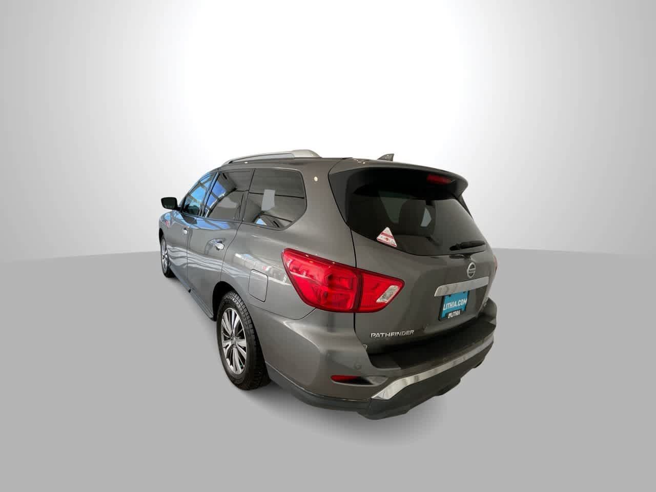 Used 2020 Nissan Pathfinder SV AWD/4WD image 6