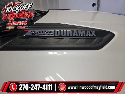 Used 2024 Chevrolet Silverado 2500 High Country w/ High Country Premium Package AWD/4WD image 10