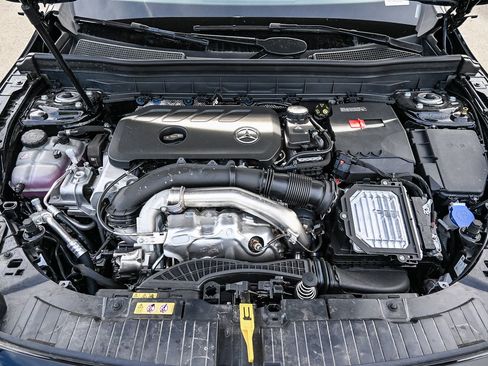 New 2026 Mercedes-Benz GLB 250 image 29