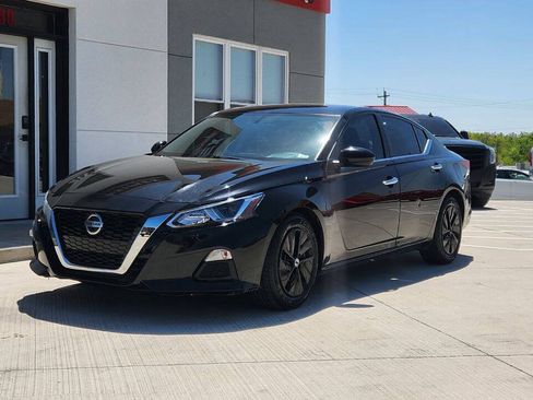 Used 2019 Nissan Altima 2.5 S FWD image 22