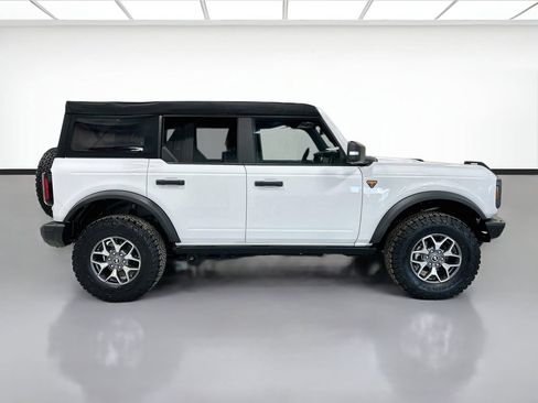 Used 2024 Ford Bronco Badlands AWD/4WD image 5
