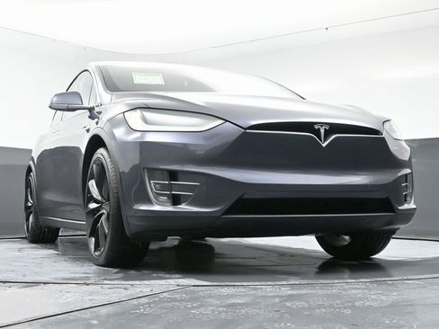 Used 2020 Tesla Model X Long Range image 54