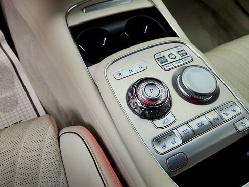 Used 2023 Genesis G90 3.5T AWD/4WD image 15