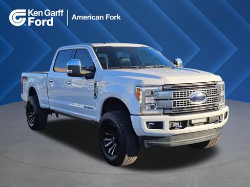 Used 2019 Ford F250 Platinum w/ Platinum Ultimate Package AWD/4WD image 1