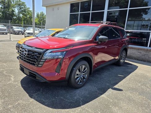 New 2026 Nissan Pathfinder SV w/ SV Premium Package FWD image 1
