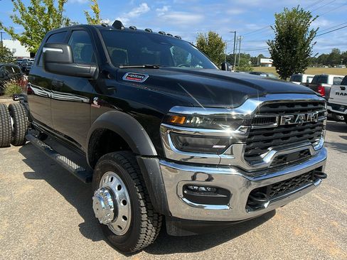 New 2026 RAM 4500 Tradesman w/ Chrome Appearance Group image 5