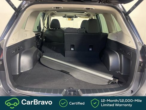 Used 2023 Subaru Forester Premium AWD/4WD image 21