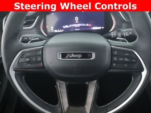 Used 2024 Jeep Grand Cherokee L Limited image 22