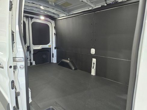 New 2026 Ford Transit 250 148 Medium Roof image 10