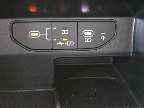 New 2026 Kia Sorento S w/ S Panoramic Sunroof Package image 37