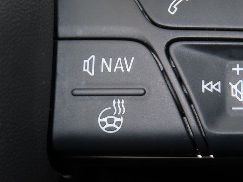 Used 2019 Audi Q7 3.0T Prestige image 13