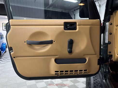 Used 1997 Jeep Wrangler Sport image 33