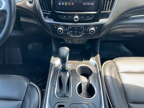 Used 2023 Chevrolet Traverse Premier image 41