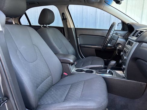 Used 2011 Ford Fusion SE w/ 202A Rapid Spec Order Code image 9