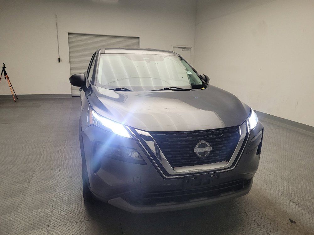 Used 2023 Nissan Rogue S AWD/4WD image 14