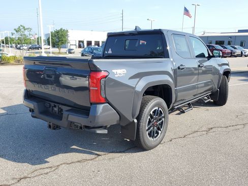 New 2026 Toyota Tacoma 4x4 Double Cab image 4