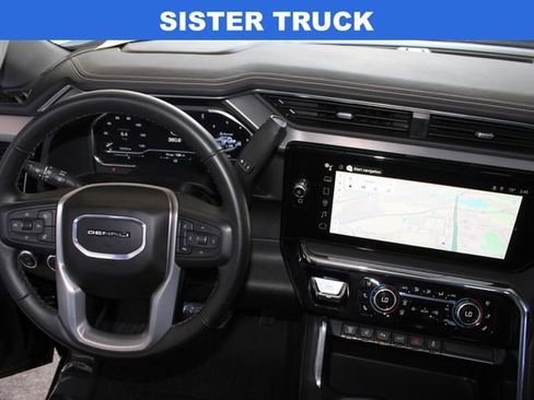 Used 2025 GMC Sierra 3500 Denali w/ Denali Reserve Package image 24