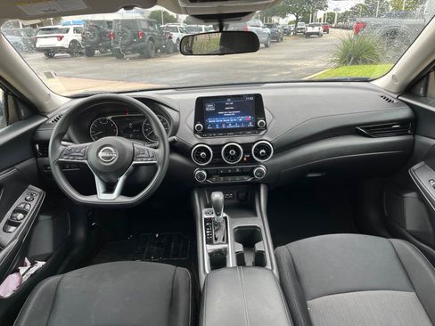 Used 2024 Nissan Sentra SV FWD image 5