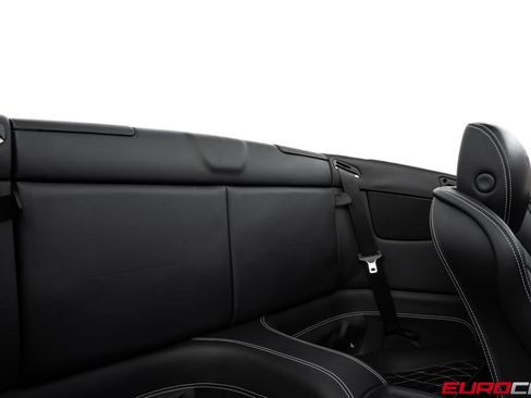 Used 2013 Ferrari California RWD image 38