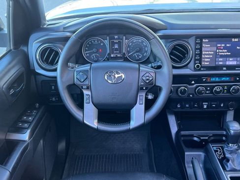 Certified 2023 Toyota Tacoma TRD Off-Road w/ TRD Premium Off Road Package image 17