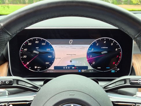 Certified 2025 Mercedes-Benz GLC 300 4MATIC image 21