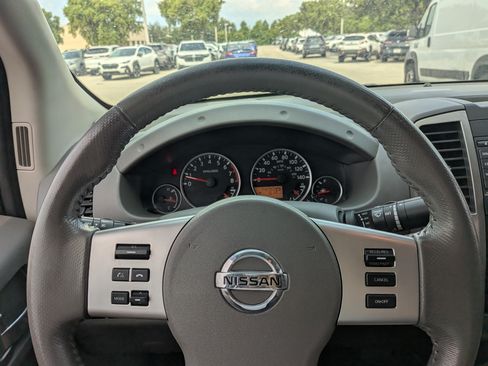 Used 2019 Nissan Frontier SL RWD image 26