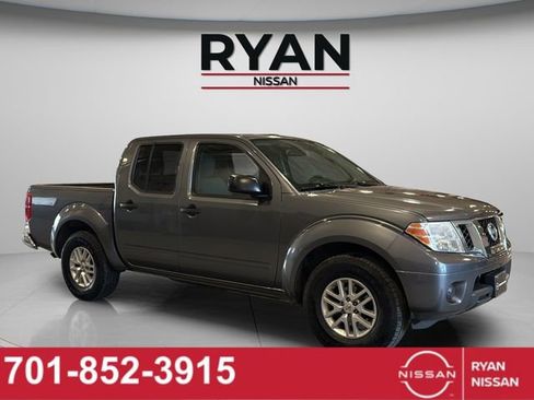 Used 2017 Nissan Frontier SV image 19