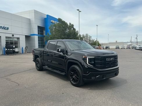 Used 2024 GMC Sierra 1500 Elevation w/ Elevation Premium Package AWD/4WD image 1
