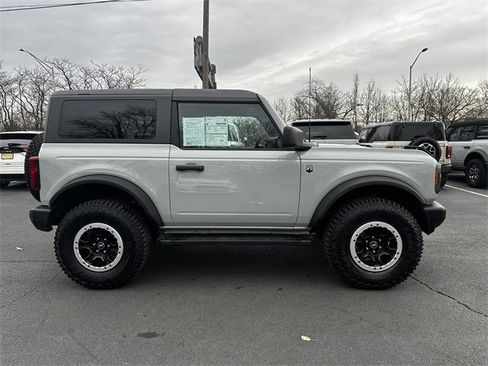 Certified 2024 Ford Bronco Big Bend w/ Sasquatch Package image 4