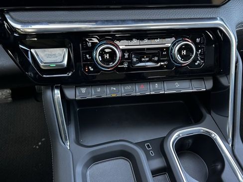 New 2025 GMC Sierra 2500 Denali w/ Denali Reserve Package image 27