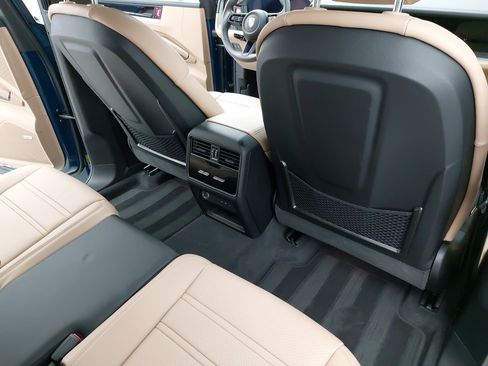 Used 2025 Porsche Cayenne image 13