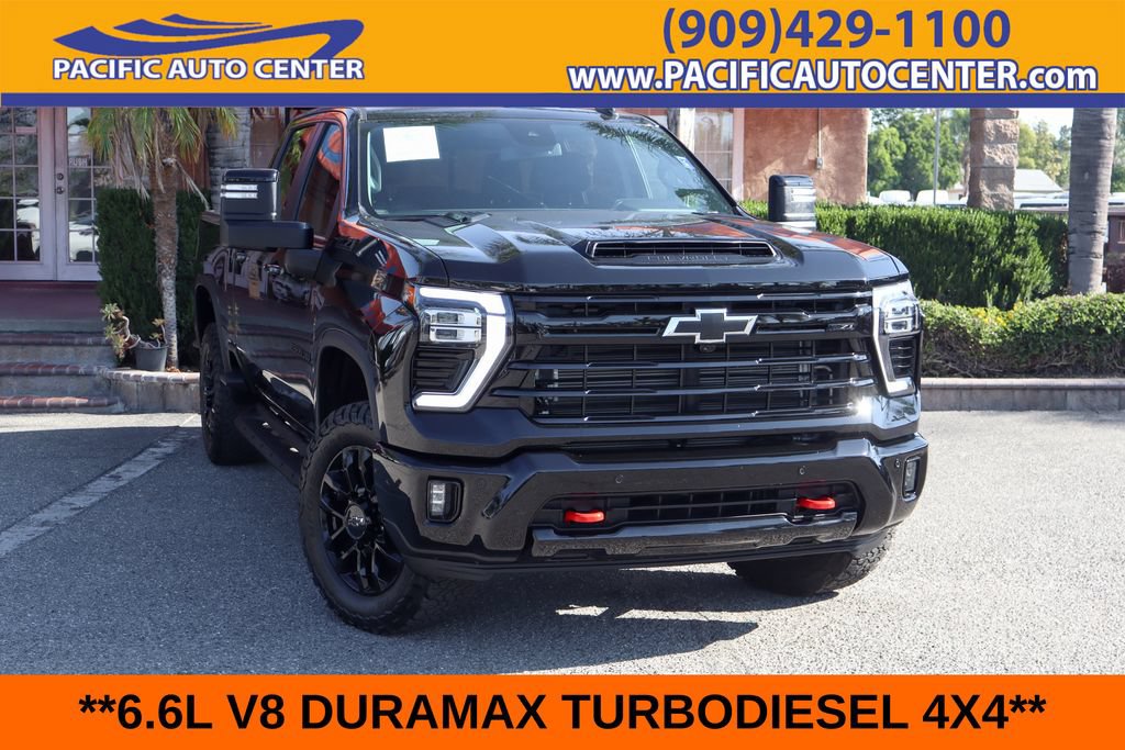 Used 2025 Chevrolet Silverado 2500 LT w/ Trail Boss Package AWD/4WD image 1