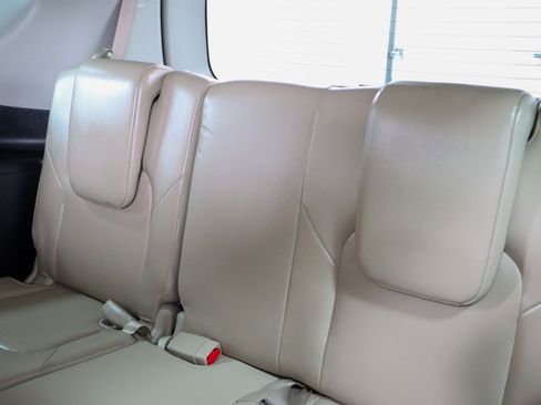 Used 2023 Nissan Armada SL image 27