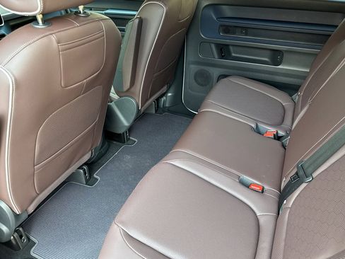 New 2025 Volkswagen ID. Buzz Pro S image 12