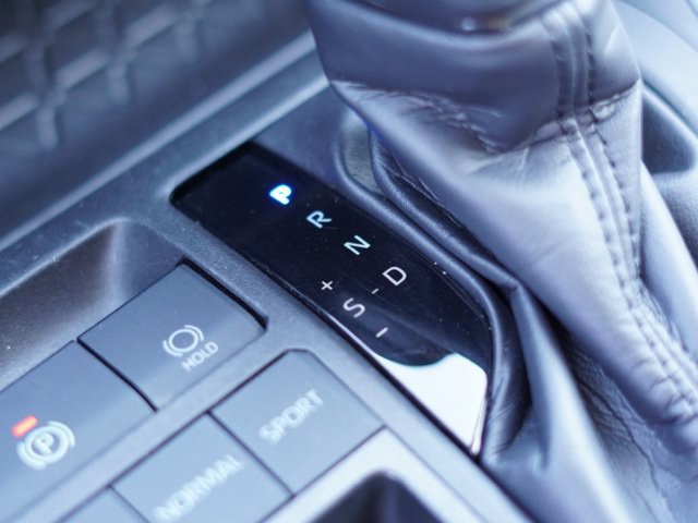 Certified 2024 Toyota RAV4 XLE FWD image 33