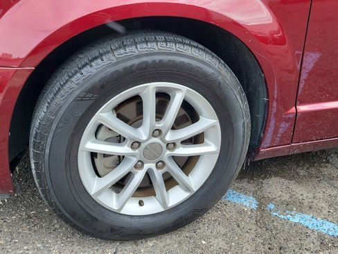 Used 2019 Dodge Grand Caravan SXT image 37