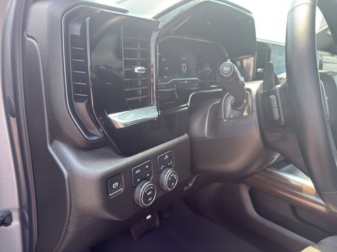 Certified 2023 Chevrolet Silverado 1500 LT w/ Z71 Off-Road Package AWD/4WD image 15