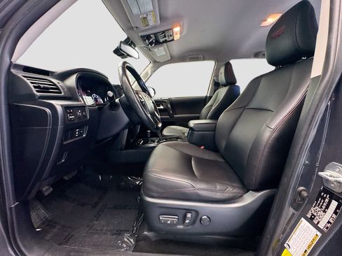 Used 2024 Toyota 4Runner TRD Off-Road Premium AWD/4WD image 13