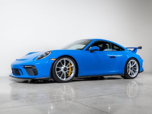 Used 2018 Porsche 911 GT3 RWD image 1